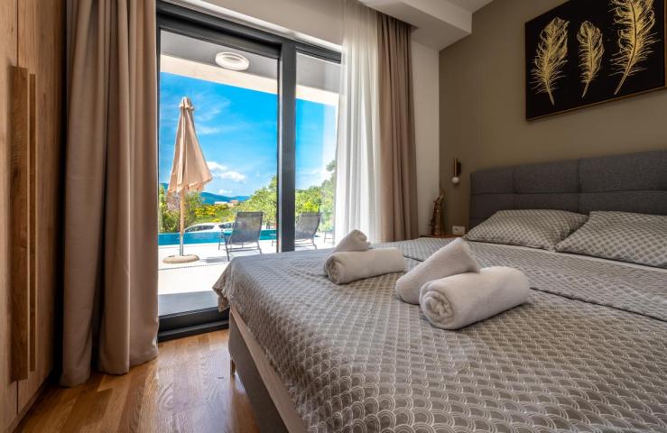 Luxury villa with pool and sea view, Tivat