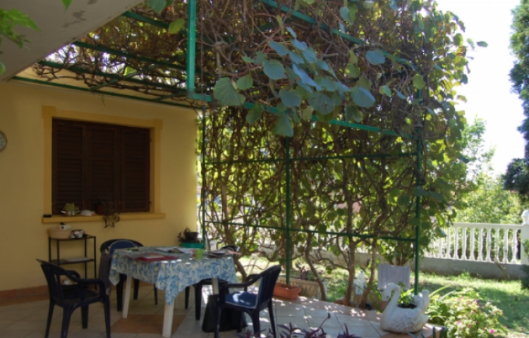 Two-storey house for sale in Lastva Grbaljska, Kotor