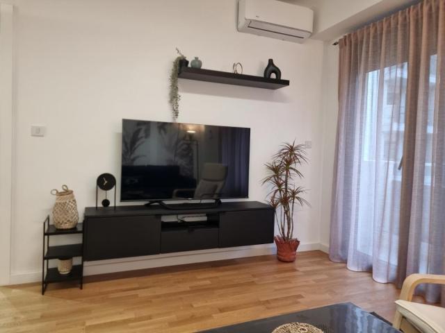 For rent: One-bedroom apartment 46 m2, Tivat