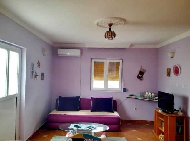 Two-room house in an ideal location, Podgorica