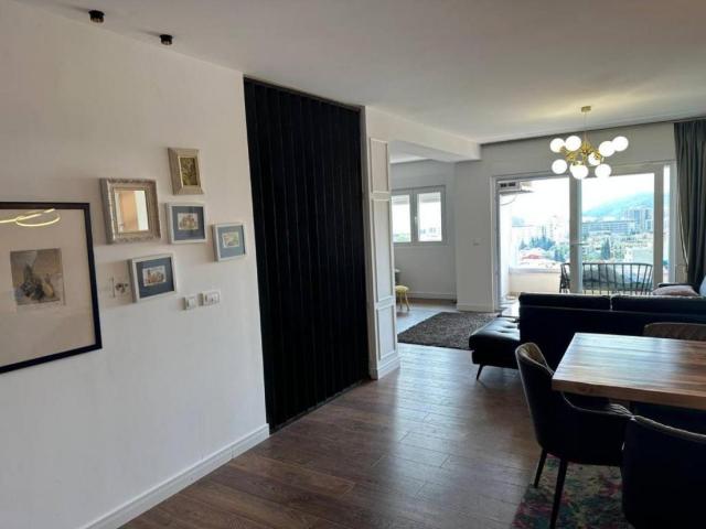 For Sale: Luxurious Spacious Penthouse 140 m2, Budva