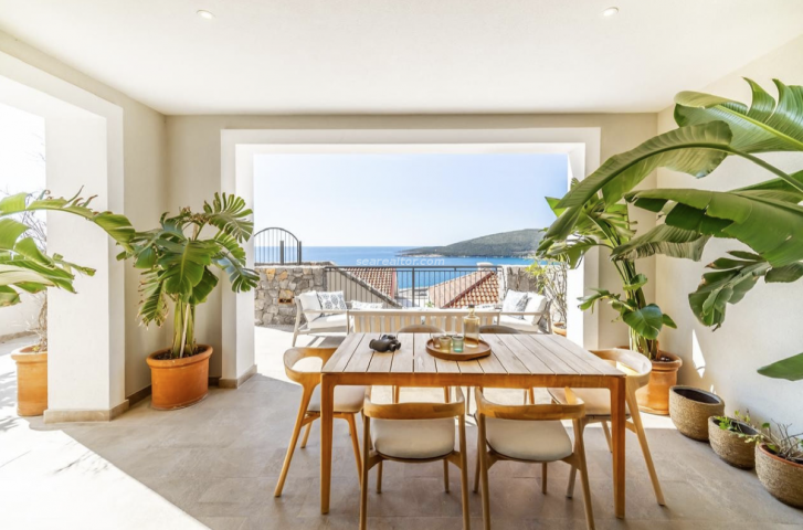 Luxurious two-bedroom apartment 105m2 with sea view - Luštica Bay
