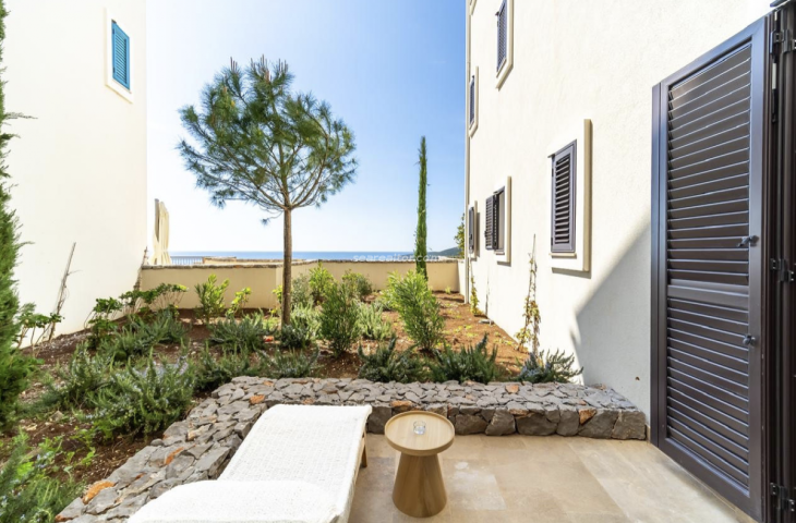 Luxurious two-bedroom apartment 105m2 with sea view - Luštica Bay