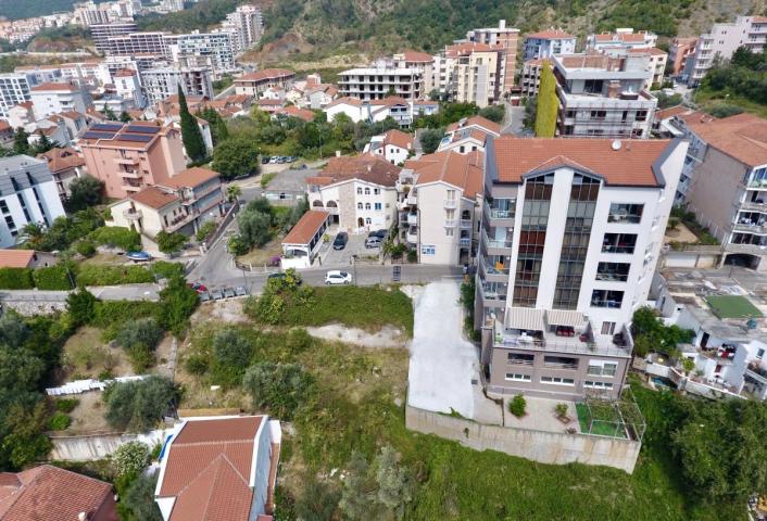 Urbanized Land for Sale, 765 m2, Bečići, Sea View, Residential Building Permit (2,000+ m2)