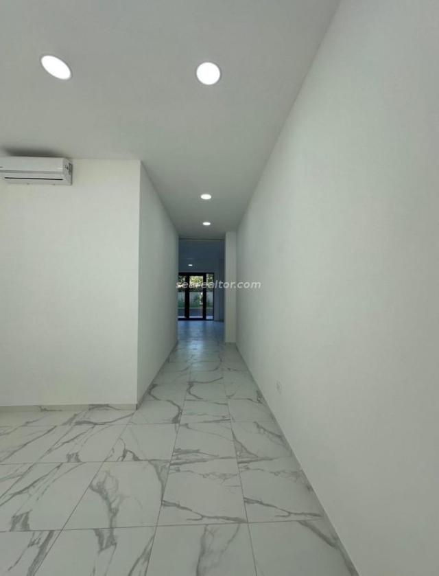 Commercial Space 50 m2 for Rent - Seljanovo, Tivat