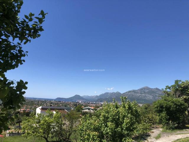 Lot with Ruins and Open Views - Zaljevo, Bar