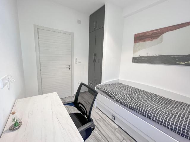 Luxurious two-bedroom apartment of 55m2 with swimming pool in Tivat