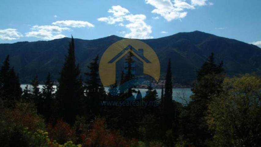 Investment plot with a beautiful sea view in a peaceful village of Dobrota, near Kotor Old Town and 