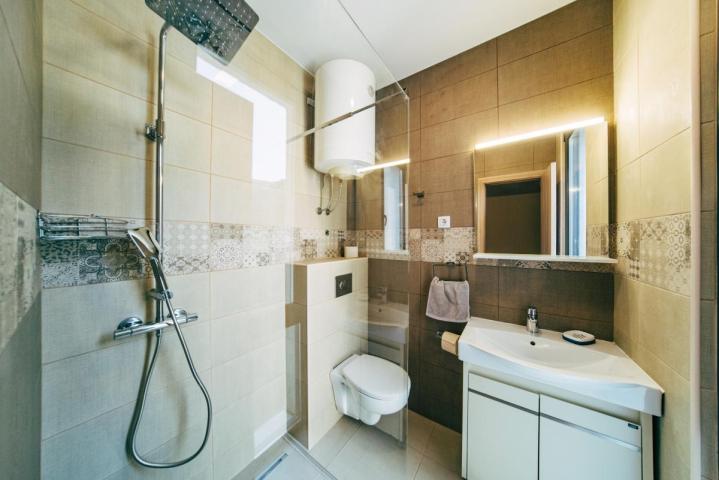 Penthouse Apartment for Sale, 127 m2 + 130 m2 Terrace, Bečići, Sea View, Garage, Rooftop Access