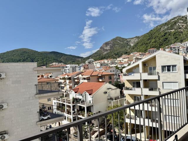 One-Bedroom Apartment for Sale in Budva, Podkošljun, Sea View