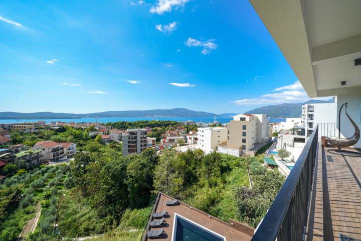 For sale: New two-bedroom apartment with sea view