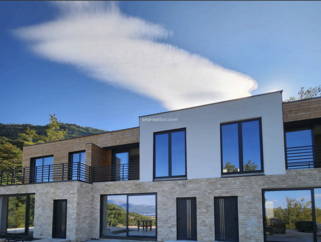 Modern Townhouse for Sale, 110 m2, Private Plot 200 m2