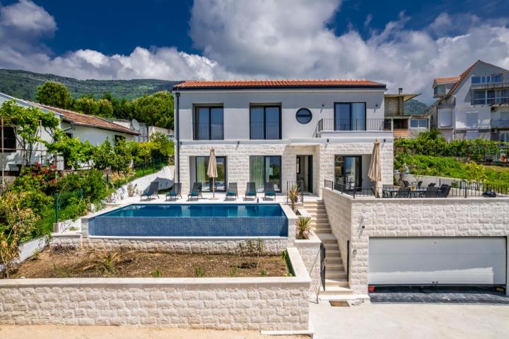 Luxury villa with pool and sea view, Tivat