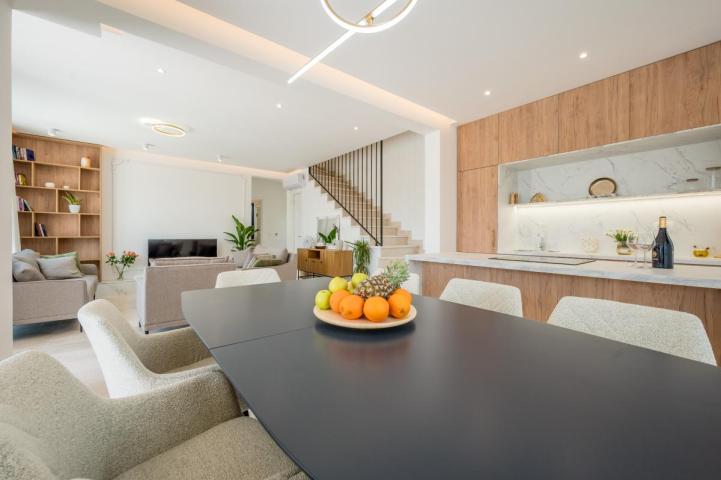 Luxury villa with pool and sea view, Tivat