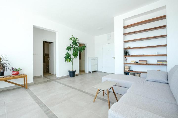 Bright apartment with panoramic view of Budva — 65 m2 comfort and space