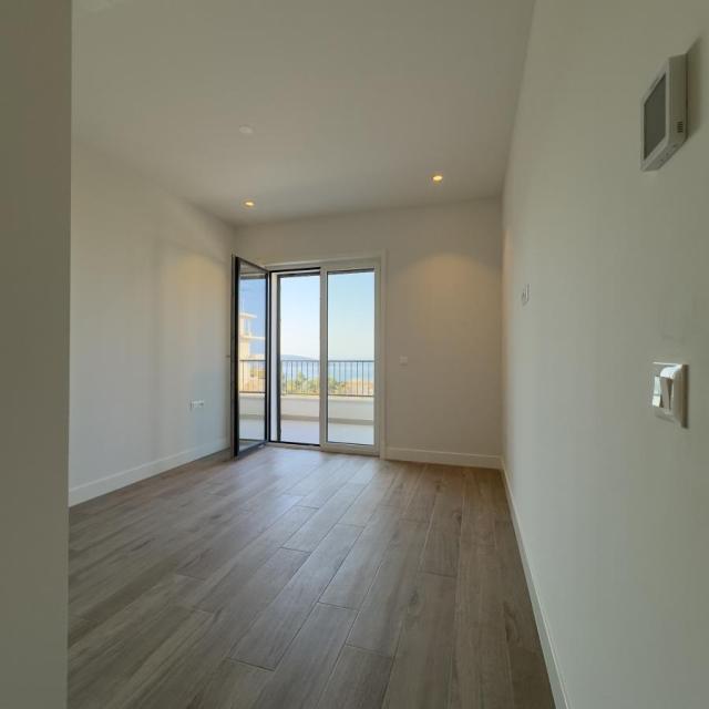 Two-Bedroom Apartment 98m² in Luštica Bay – Centrale, Tivat