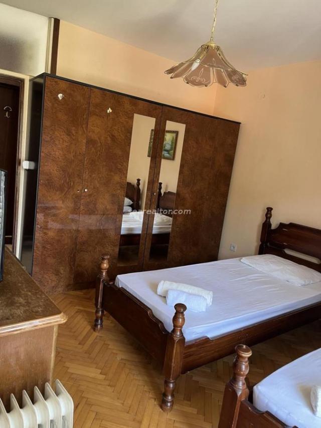 Two-bedroom apartment with 4 terraces in a quiet part of the city - Herceg Novi