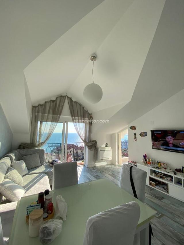 Penthouse in Sveti Stefan with sea view