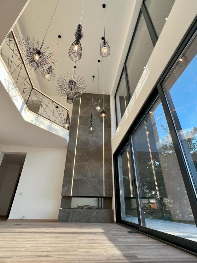 Spacious Villa in Kavac with Rooftop Pool