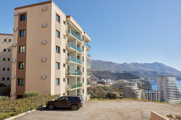 For Sale Two-bedroom apartment 63m2 with sea-view in Becici