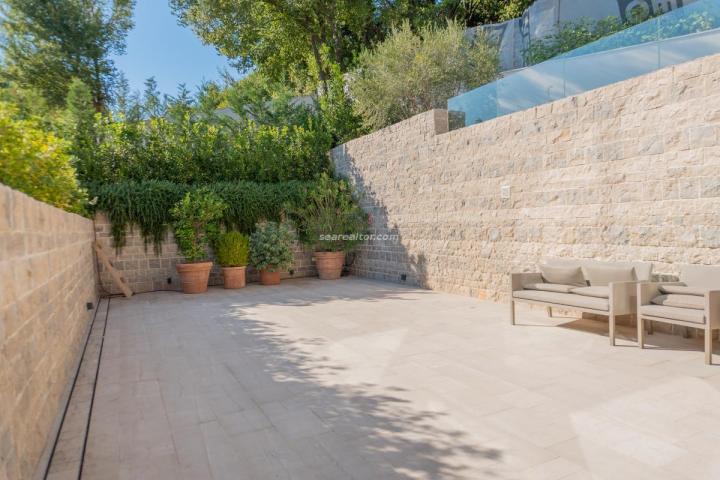Premium Townhouse 288 m2 with Private Pool in Donja Lastva (I-2)