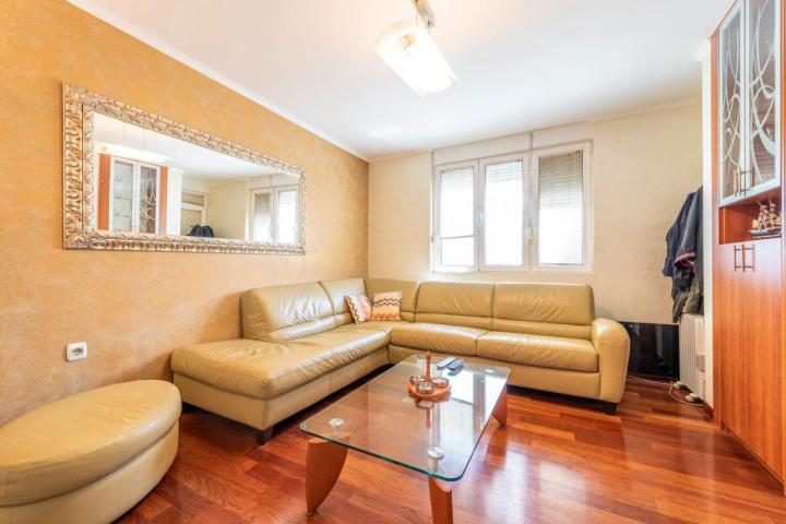 Elegant apartment 49 m2 for sale, Budva, 100 m away from the sea
