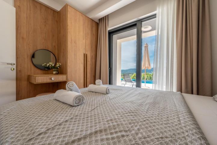 Luxury villa with pool and sea view, Tivat
