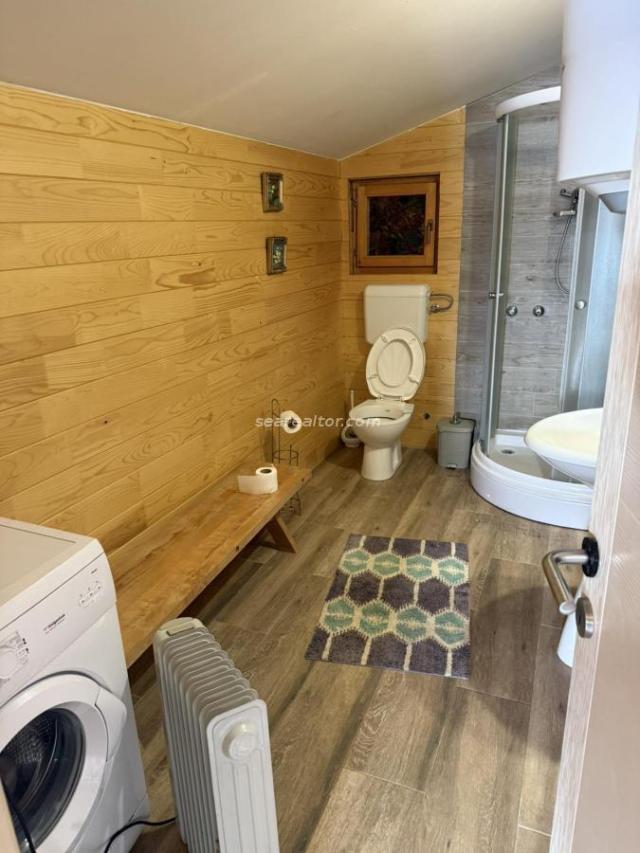 For Sale: Two-Bedroom House in Žabljak