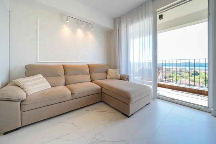 For sale: New two-bedroom apartment with sea view