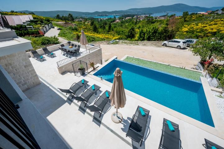 Luxury villa with pool and sea view, Tivat