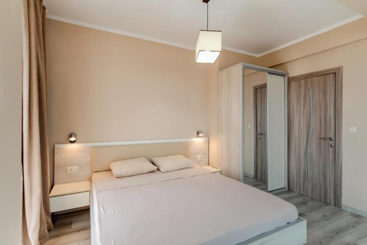 Penthouse Apartment for Sale, 127 m2 + 130 m2 Terrace, Bečići, Sea View, Garage, Rooftop Access