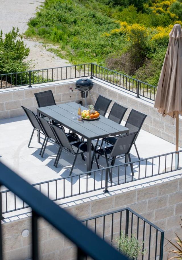 Luxury villa with pool and sea view, Tivat