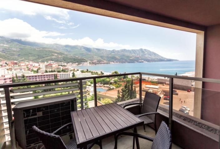 Two-Bedroom Apartment 81m2 for Sale, Sea View, Budva