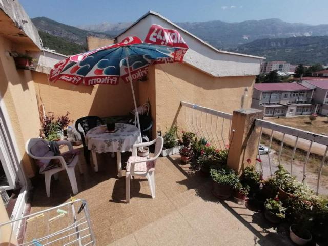 Two bedroom apartment with sea view for sale in Budva
