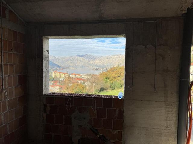 Three-bedroom apartment for sale-Kotor