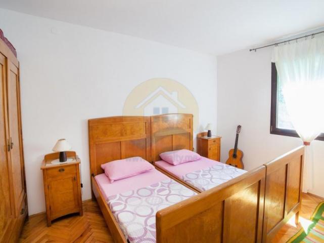 House for sale in Kotor