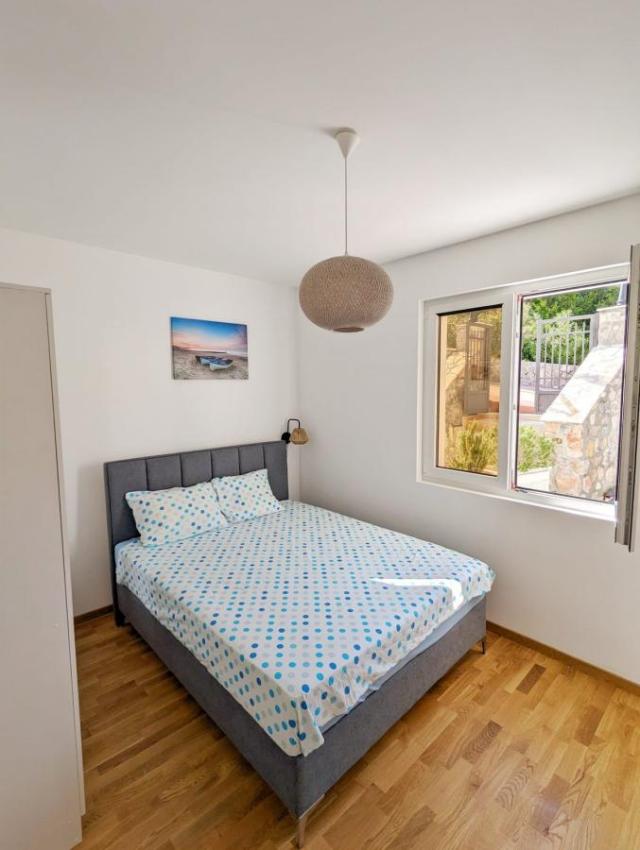 Modern One-Bedroom Apartment with Sea View in Tivat, Just 50m from the Sea
