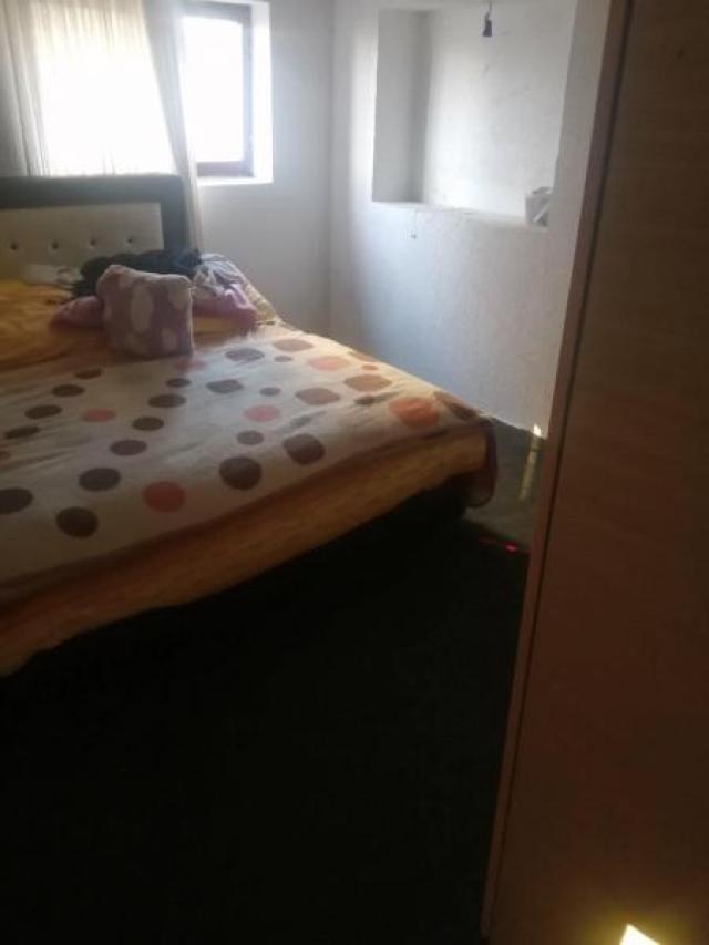 House for sale in Dobre vode, Bar