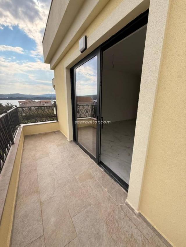 For Sale: One-Bedroom Apartment with Sea View – Tivat