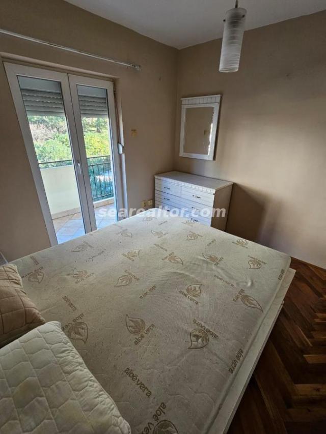 3-Bedroom Duplex Apartment with Sea View - Dobrota, Kotor