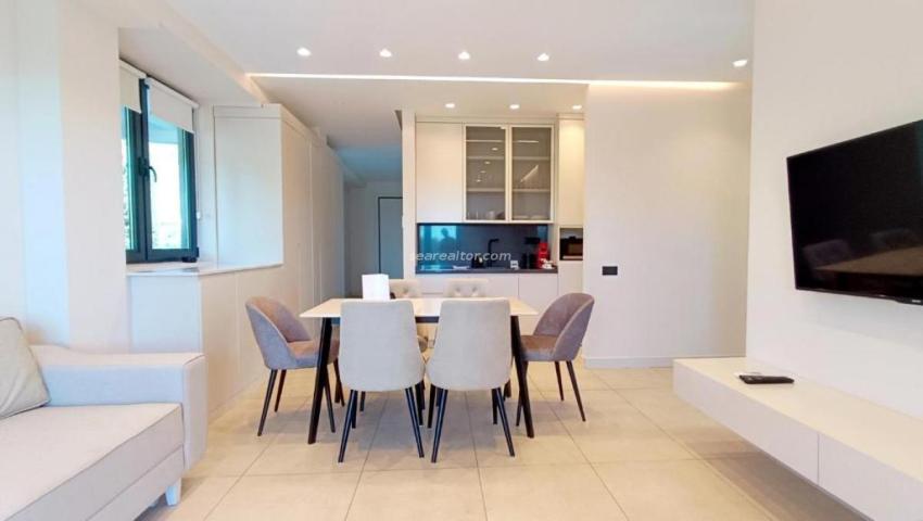 Modern Apartment in Bečići with Sea View – 190 m²