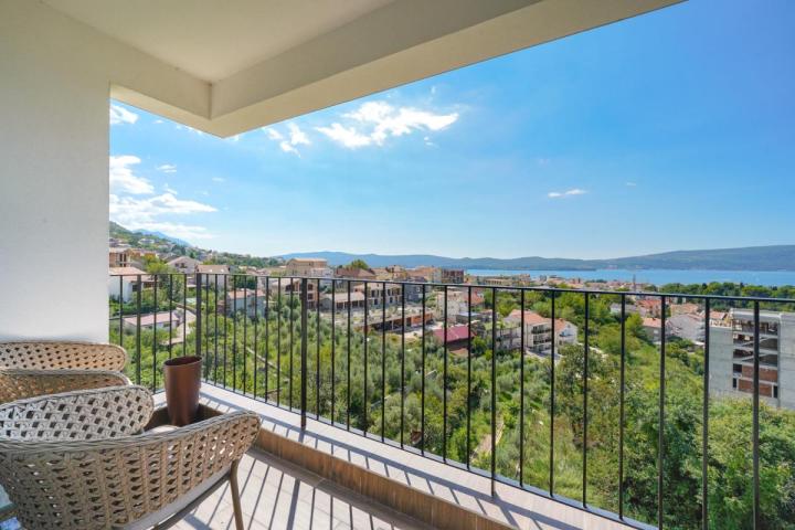 For sale: New two-bedroom apartment with sea view