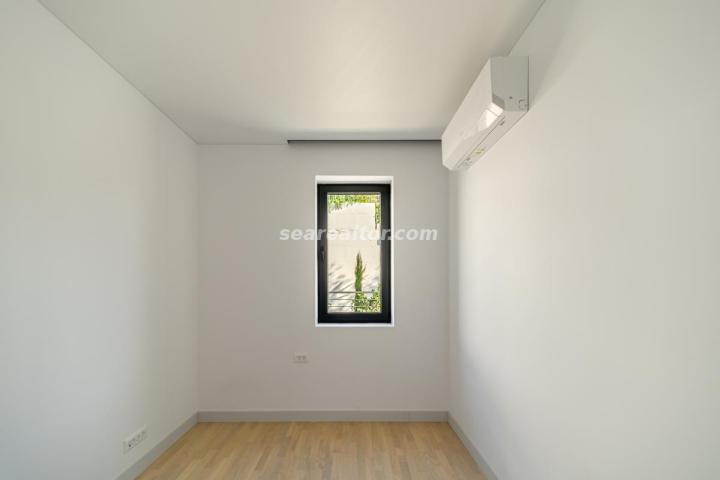 Modern Townhouses with Panoramic Views of Tivat Bay