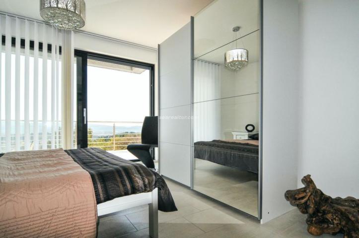 Luxury Villa with Pool, Guest Apartment & Additional Land – Tivat
