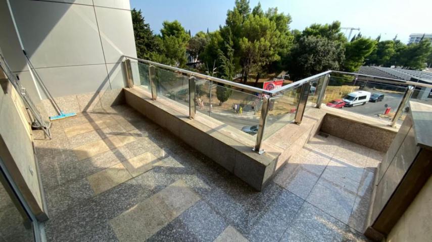 Two-room apartment of 120m2 in Budva near the sea
