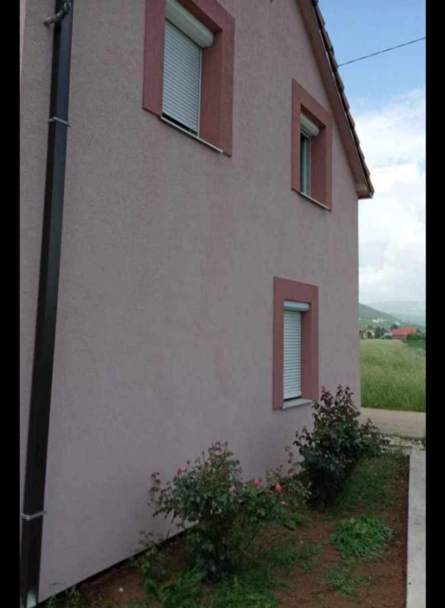 Two-Storey House of 140m2 for Sale in Miločani, Nikšić