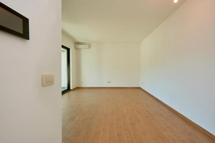 1 bedroom apartment for sale 51m2 in Becici
