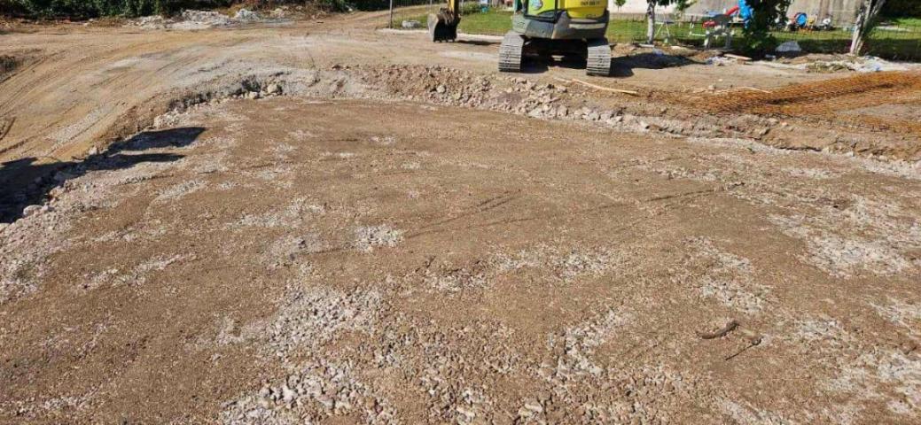 Urbanized plot 477 m2, GBA 368 m2, Tivat