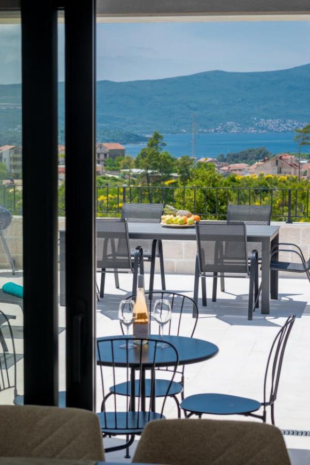 Luxury villa with pool and sea view, Tivat