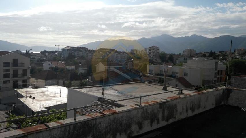 House for sale in Tivat with sea view